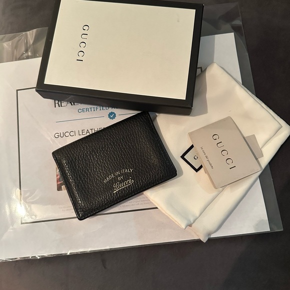 EUC Gucci Leather Bifold Card Case full inclusion - Picture 5 of 10